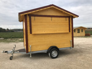 Mobil guruló árusító faház